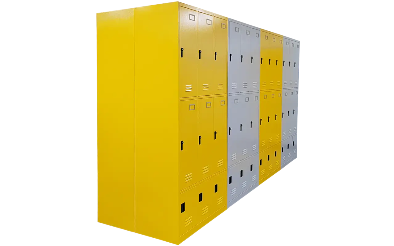 employee2-locker-carousel-3