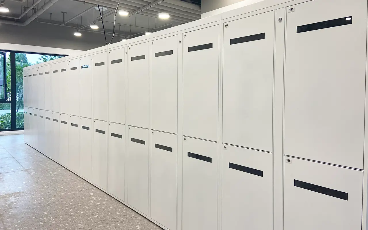 shared-locker-carousel-1