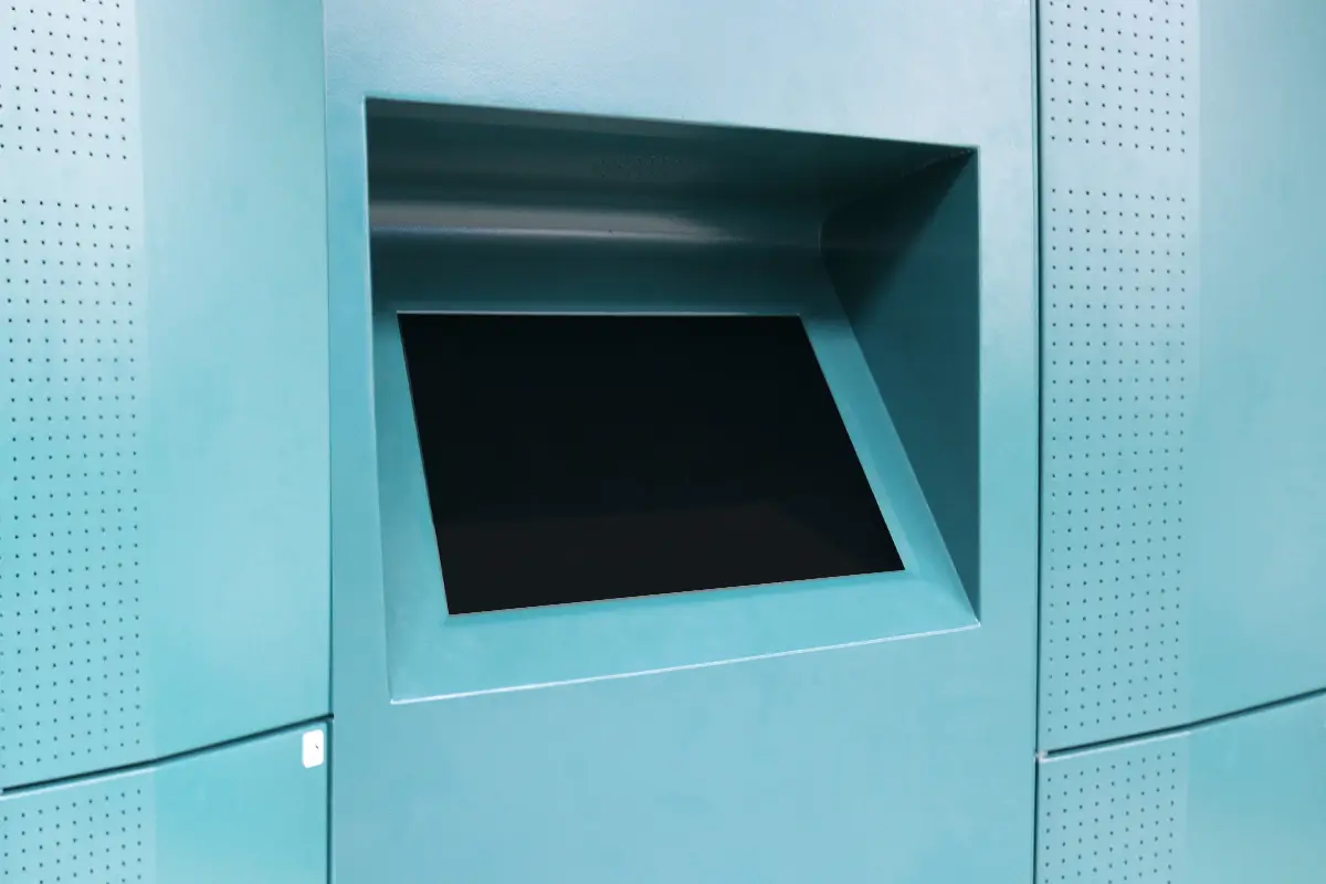 Step1 locker surface inspection
